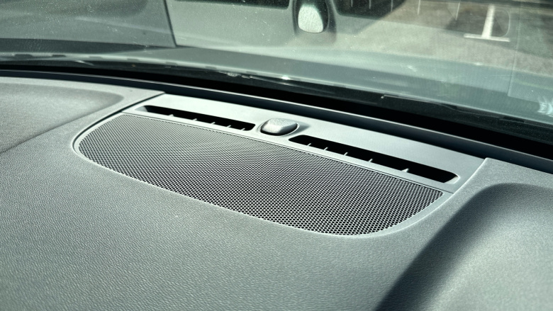 Volvo Xc40 2.0 B4P R DESIGN Pro 5dr Auto Petrol Estate